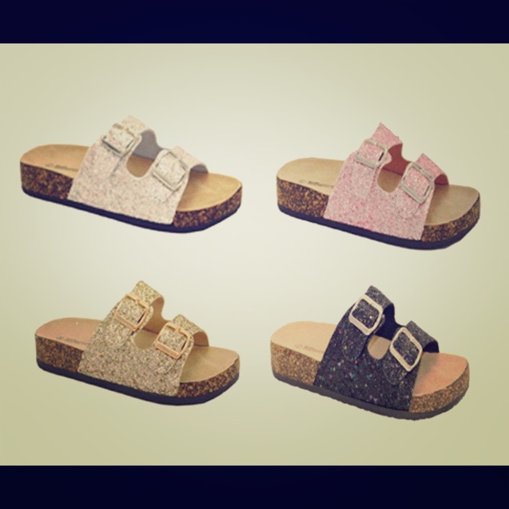 WOMENS GLITTERED SLIDES!